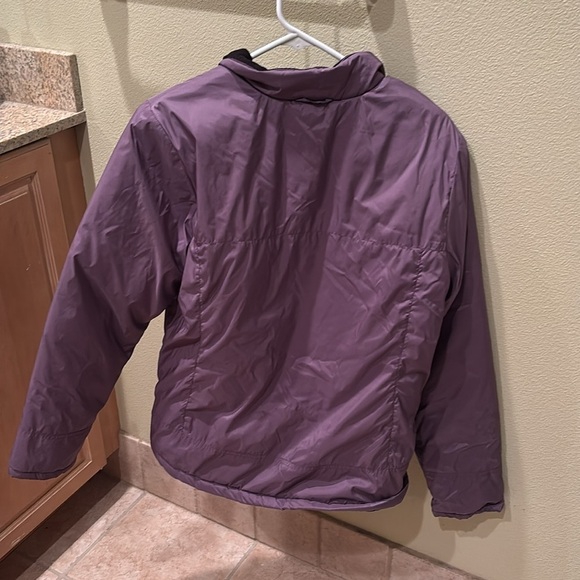 Kerrits woman's purple puffer jacket - Picture 8 of 9